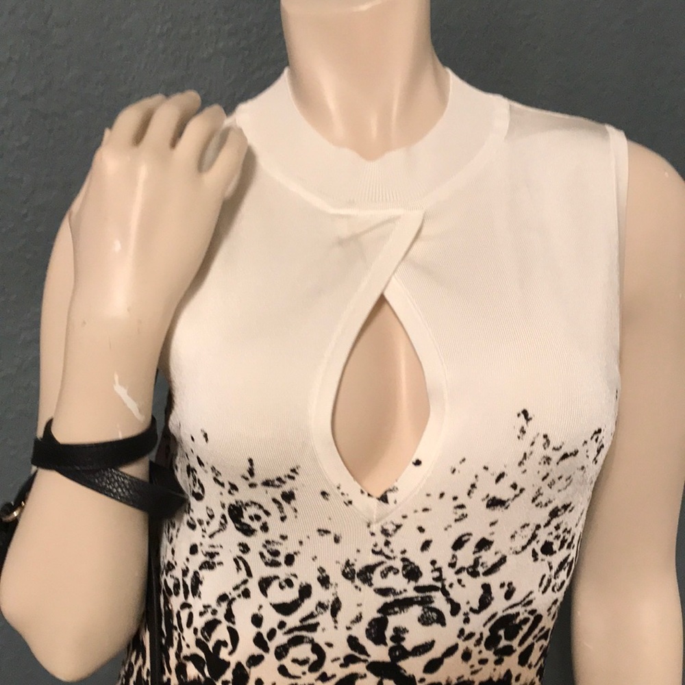 Dress - Picture 2 of 6